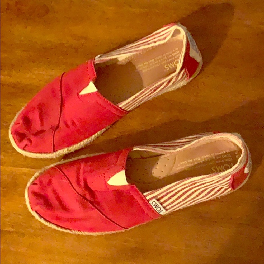 Toms wemon size 6.5